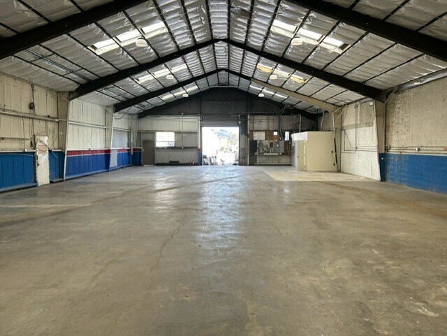 More Photos Of 175-185 Market St, San Rafael Warehouse For Sale