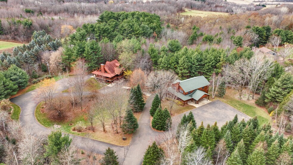 More Photos Of 18061 County Highway OO, Chippewa Falls Flex For Sale