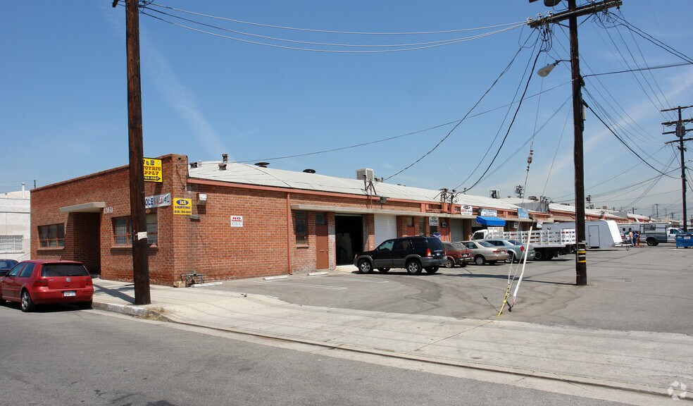 Primary Photo Of 12023-12031 Vose St, North Hollywood Warehouse For Lease