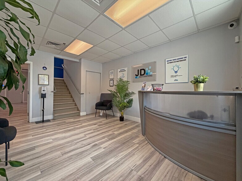More Photos Of 10501 S Orange Ave, Orlando Light Manufacturing For Sale