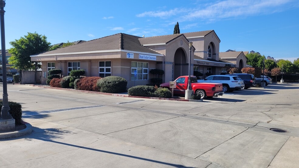 More Photos Of 1444 W Main St, Ripon Medical For Lease