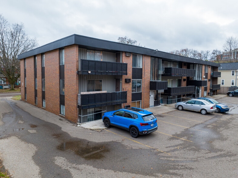 More Photos Of 814-816 W Walnut St, Kalamazoo Apartments For Sale