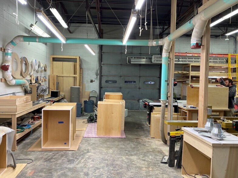 More Photos Of 181 N Montello St, Brockton Service For Sale