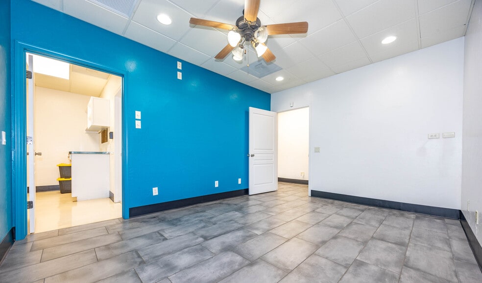 More Photos Of 3533 Canyon de Flores, Sierra Vista Medical For Lease