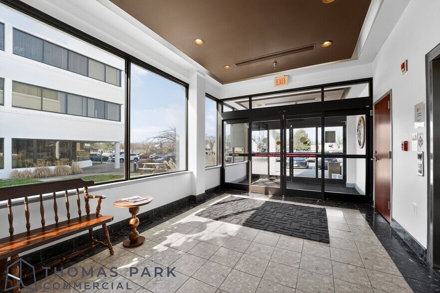 More Photos Of 1655 Crofton Blvd, Crofton Unknown For Lease