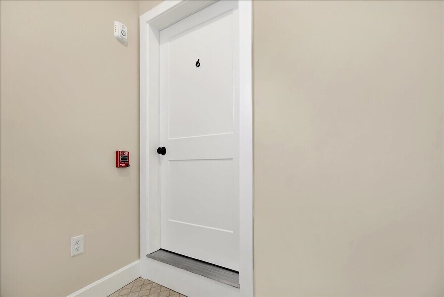 More Photos Of 241 S 5th St, Reading Apartments For Sale