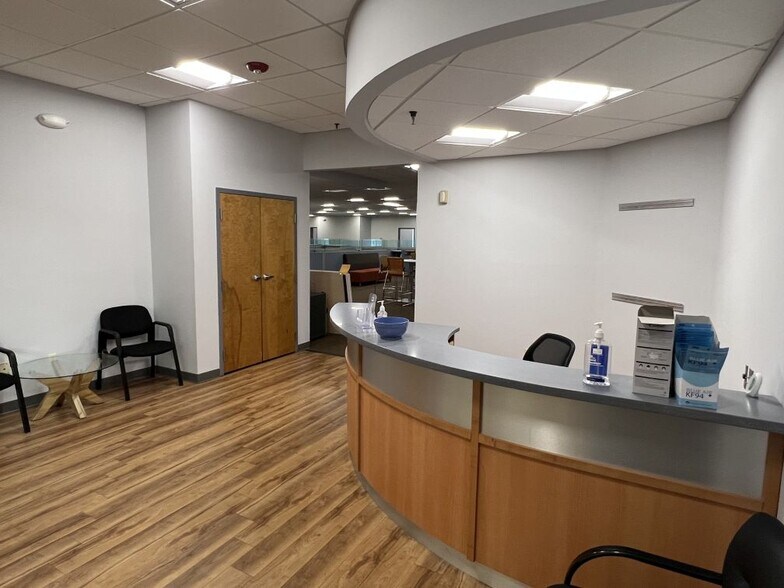More Photos Of 36 E Industrial Rd, Branford Research And Development For Lease