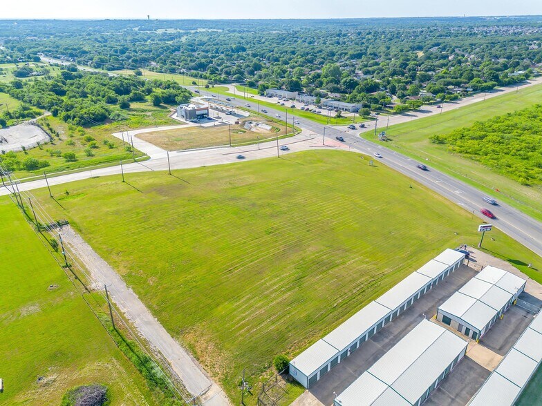 More Photos Of 735 E Renfro St, Burleson Land For Sale