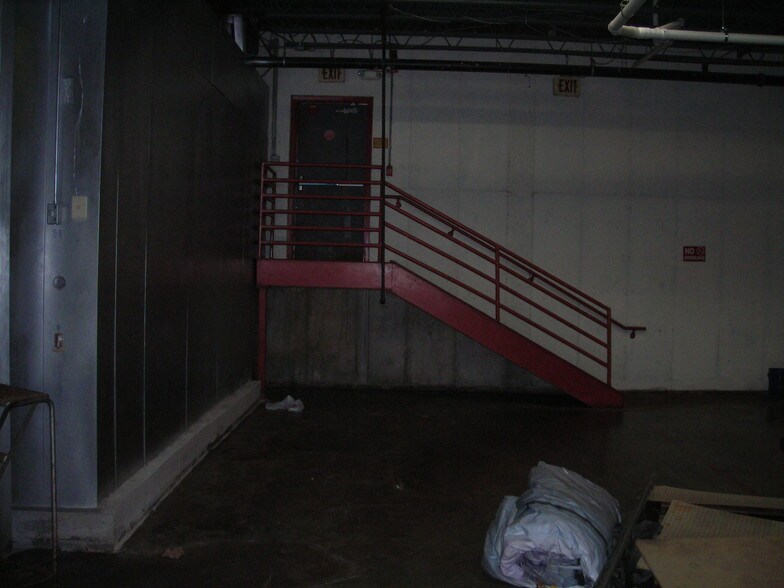 More Photos Of 4316 Markham St, Annandale Freestanding For Lease