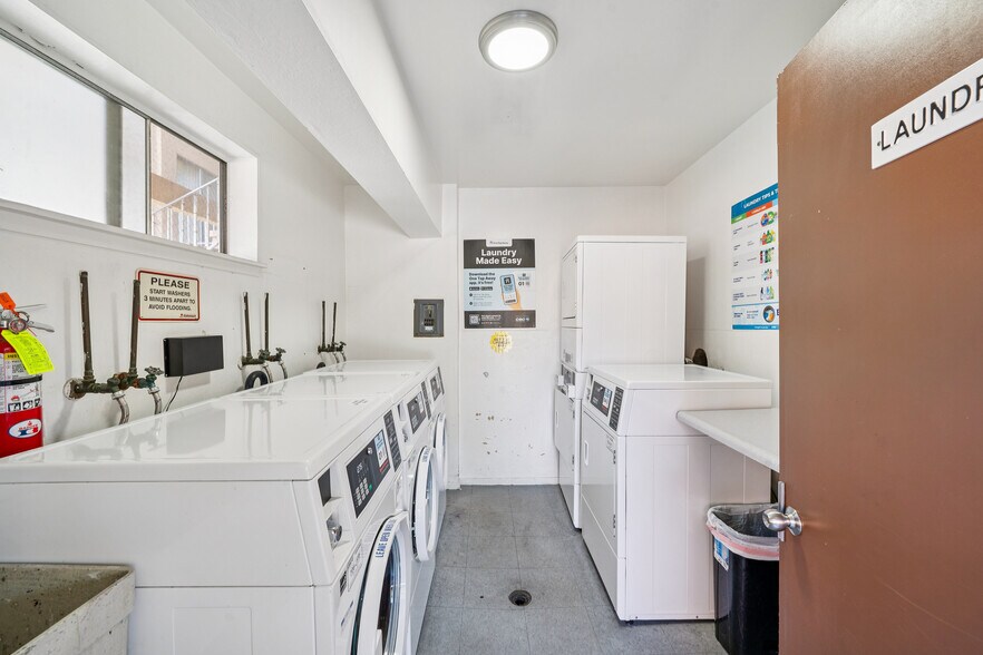 More Photos Of 1183 Saranap Ave, Walnut Creek Apartments For Sale