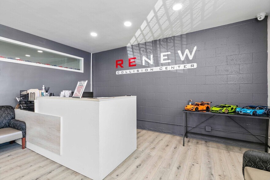 More Photos Of 7400 San Fernando Rd, Sun Valley Warehouse For Sale