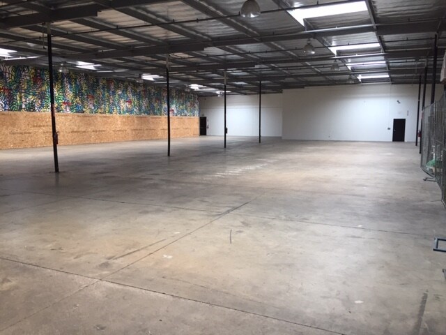 More Photos Of 2350 Camino Vida Roble, Carlsbad Manufacturing For Lease