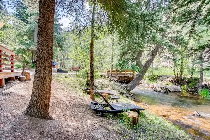 More Photos Of 3303 Chicago Creek Rd, Idaho Springs Hotel For Sale