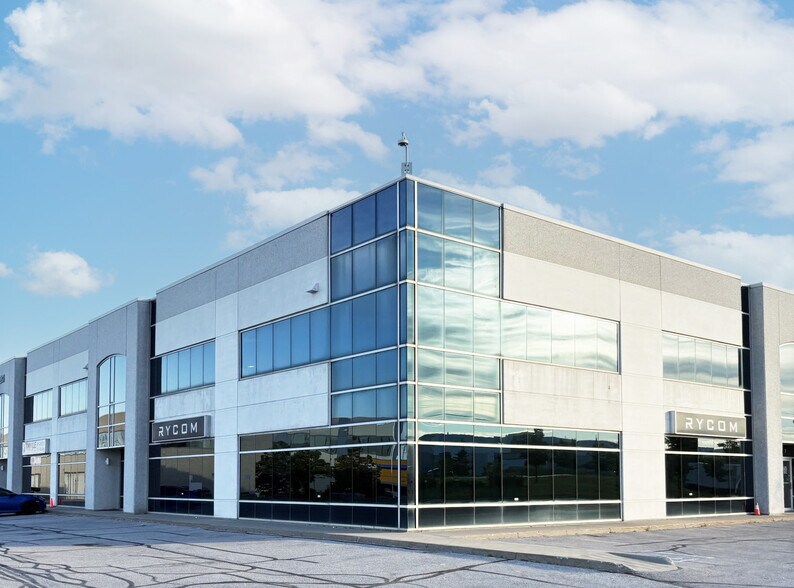 More Photos Of 6201 Highway 7, Vaughan Warehouse For Lease