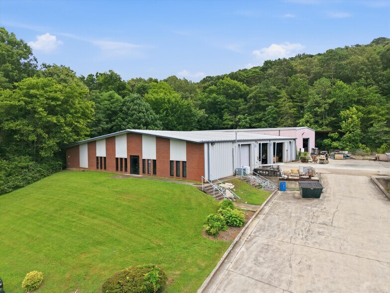 More Photos Of 740 Signal Point Rd, Guntersville Industrial For Sale