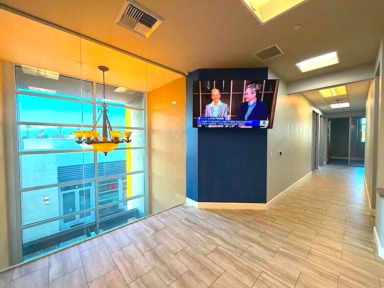 More Photos Of 14728 Pipeline Ave, Chino Hills Office For Lease