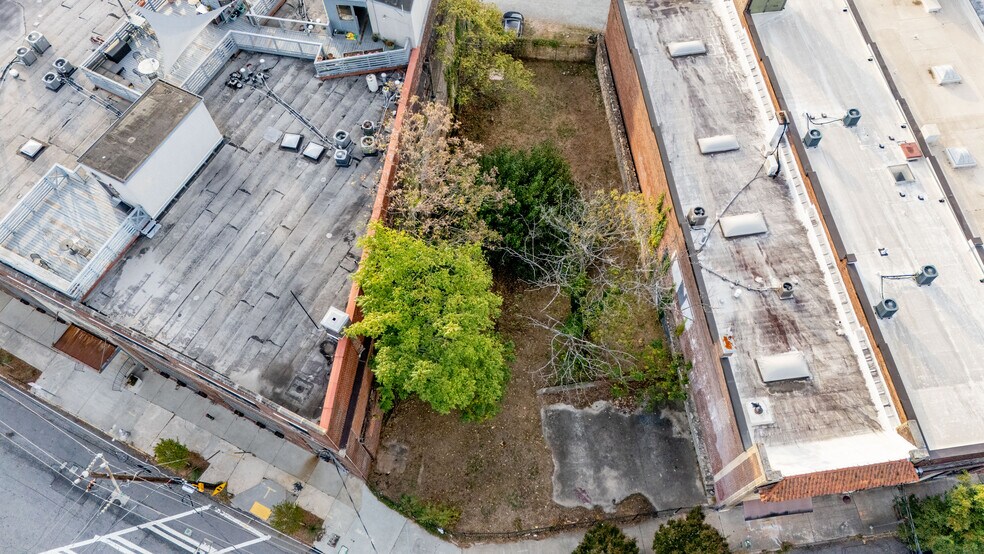 More Photos Of 124 SW Walker St, Atlanta Land For Sale