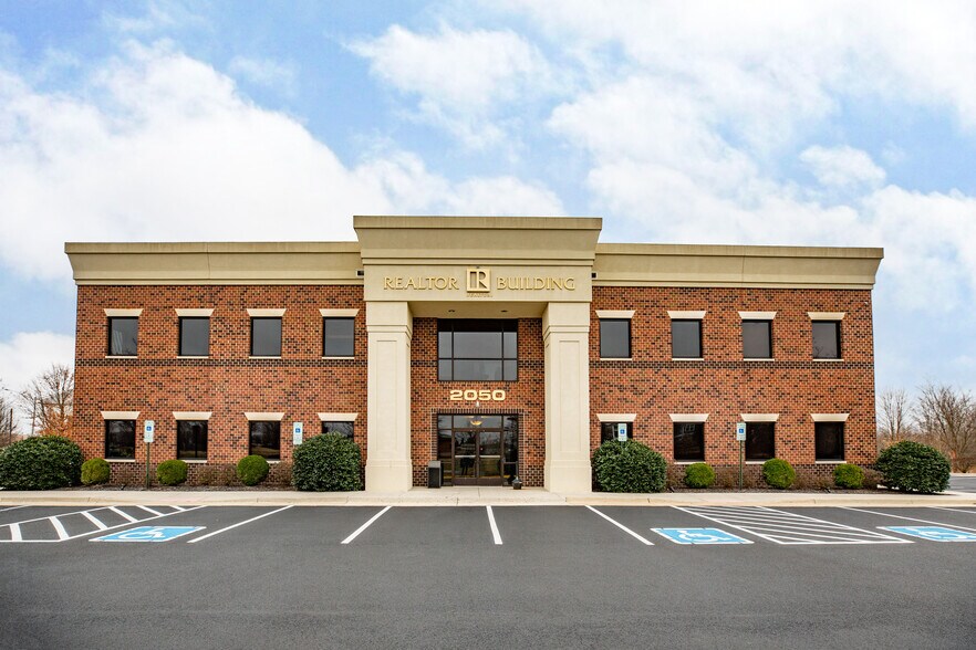 More Photos Of 2050 Gordon W Shelton Blvd, Fredericksburg Office For Lease