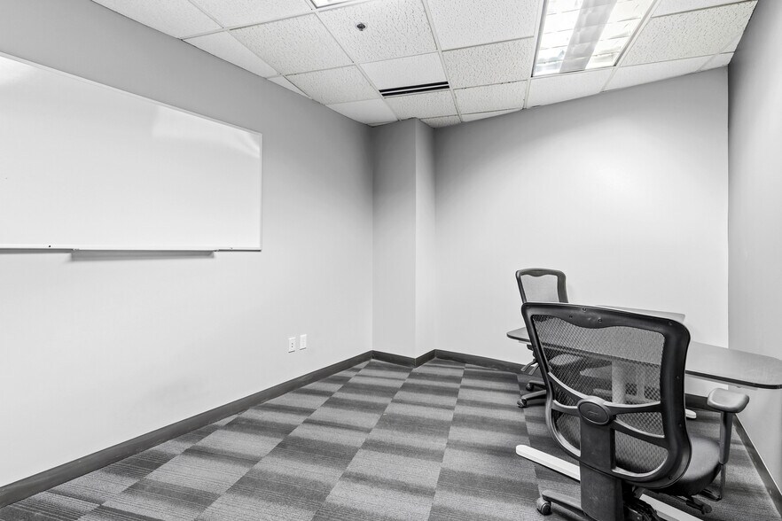 More Photos Of 7807 Creekridge Cir, Bloomington Office For Sale