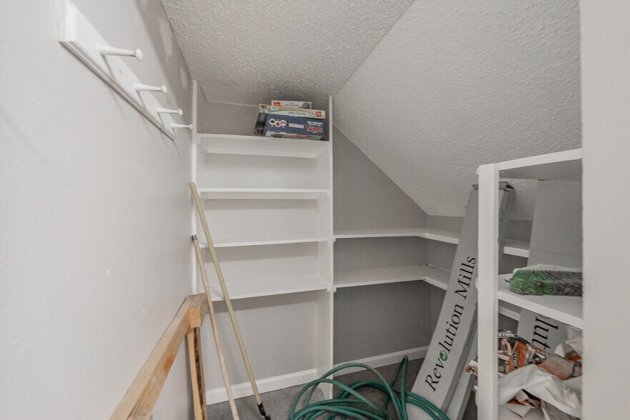 More Photos Of 7235 Glenview Dr, Richland Hills Office For Sale