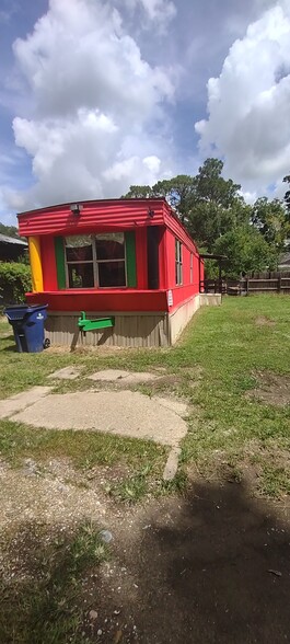 Primary Photo Of 529 Sapphire St, Opelousas Manufactured Housing Mobile Home Park For Sale