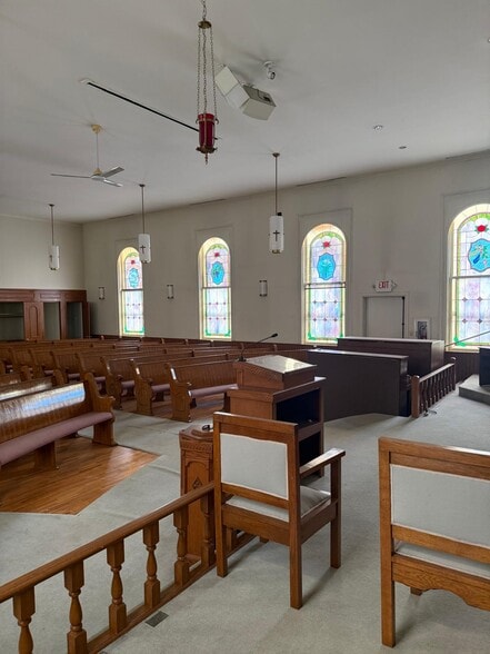 More Photos Of 15109 S Dillman St, Plainfield Religious Facility For Sale