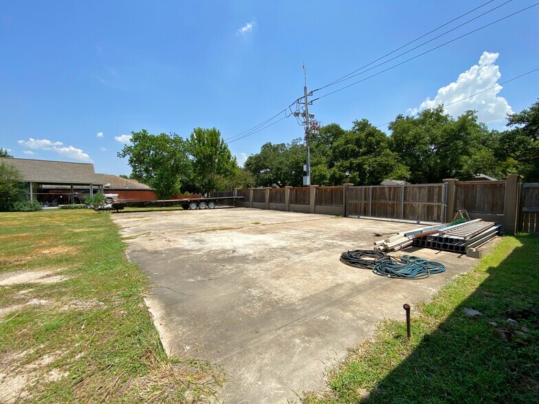 More Photos Of 619 Jackson Ave, Pasadena Storefront Retail Office For Sale