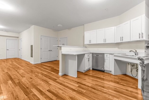 More Photos Of 1269 Main St, Bridgeport Apartments For Sale