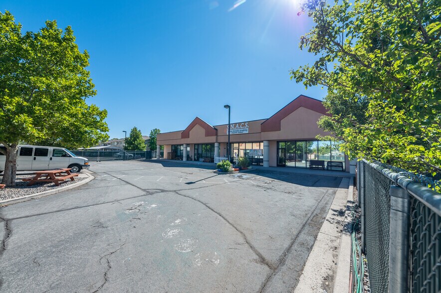 More Photos Of , Reno General Retail For Sale