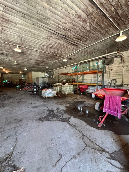 More Photos Of 621 McChord, Rantoul Industrial For Sale