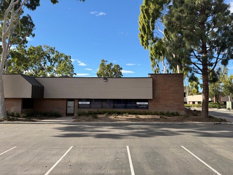 More Photos Of 1881-1893 Knoll Dr, Ventura Office For Sale