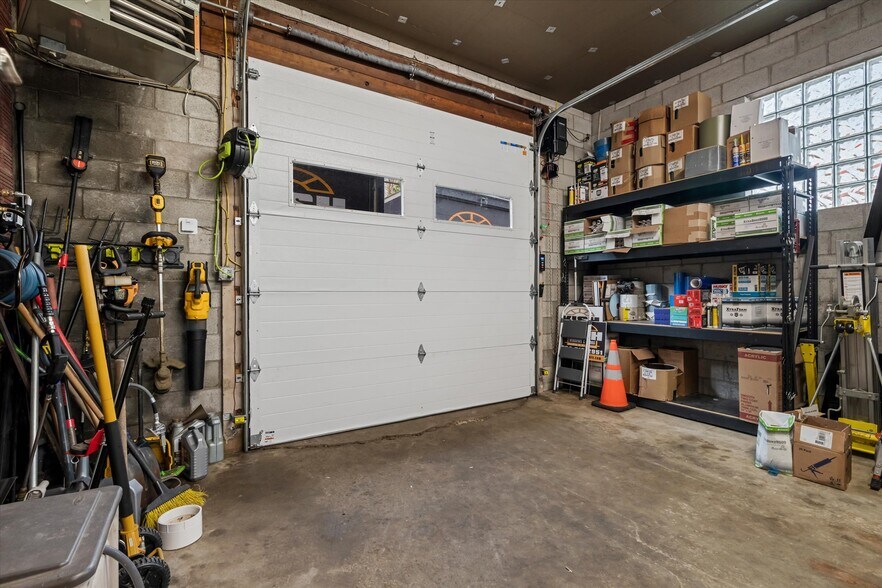 More Photos Of 6339 Old William Penn Highway hwy, Export Showroom For Sale