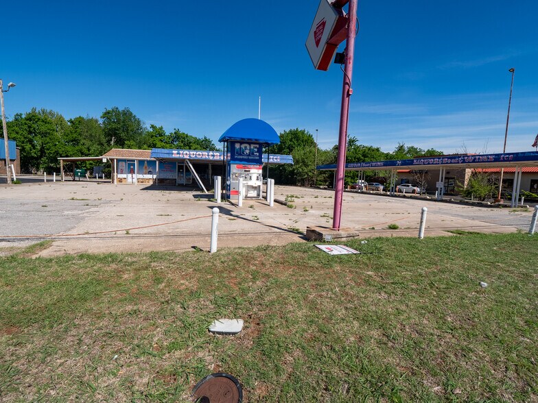 More Photos Of 400 S Air Depot Blvd, Oklahoma City Freestanding For Sale