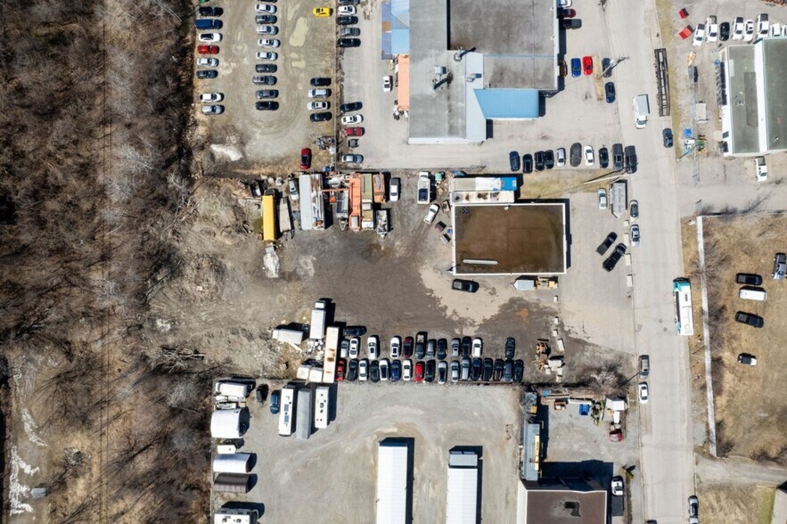 More Photos Of 25 Rue Audet, Gatineau Freestanding For Sale