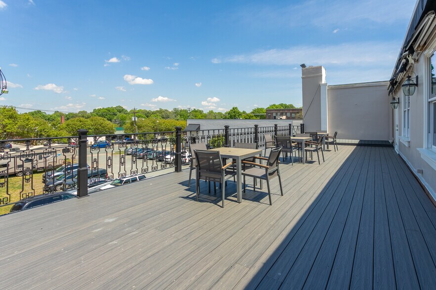 More Photos Of 105 E Center St, Mebane Office For Lease