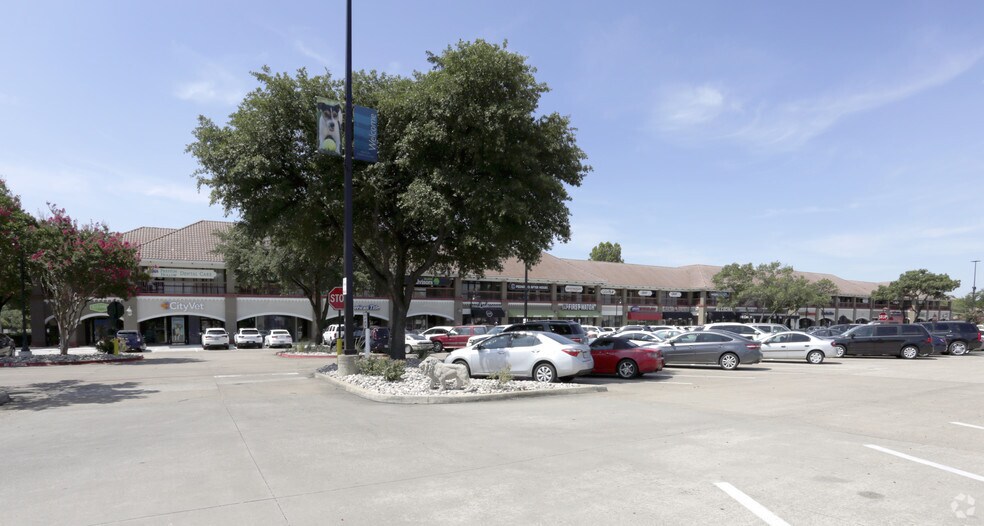 More Photos Of 11661 Preston Rd, Dallas Storefront For Lease