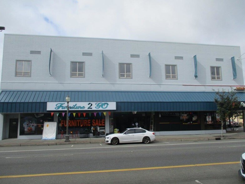 More Photos Of 100-114 W Wishkah St, Aberdeen General Retail For Lease