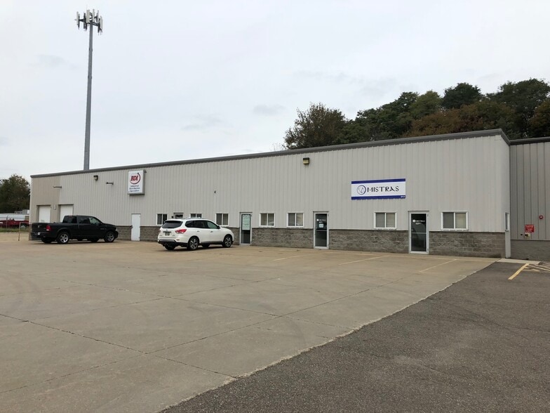 Primary Photo Of 413 Applegrove St NW, Canton Warehouse For Lease