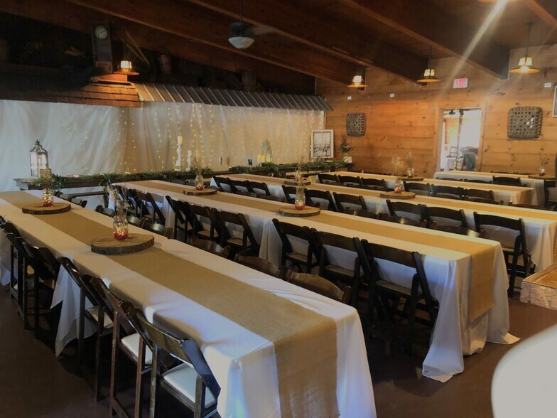 More Photos Of 7080 Dale Ridge Rd, Lancaster Convenience Store For Sale