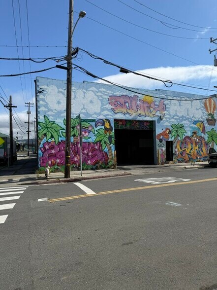More Photos Of 600 29th Ave, Oakland Manufacturing For Sale