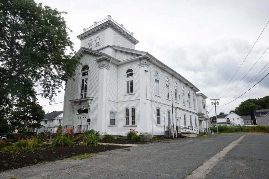 Primary Photo Of 86 Pleasant St, Marlborough Religious Facility For Sale