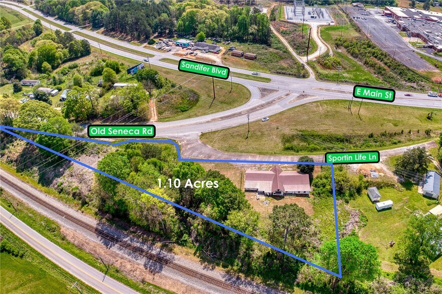 More Photos Of 810 Sportin Life Ln, Westminster Freestanding For Sale