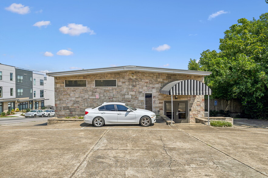 Primary Photo Of 622 Hamilton Ave, Nashville Office For Sale