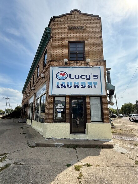 More Photos Of 1047-1055 Linden Ave, Dayton Storefront Retail Residential For Sale