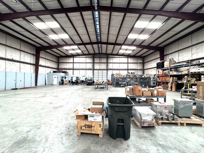 More Photos Of 2801 Sens Rd, La Porte Warehouse For Lease
