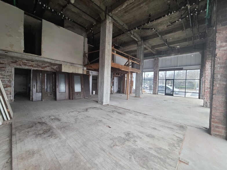 More Photos Of 242 N Sutter St, Stockton Apartments For Sale