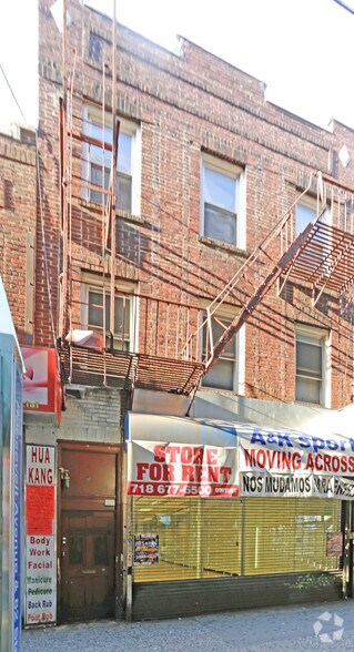 More Photos Of 8202 Roosevelt Ave, Jackson Heights Restaurant For Lease