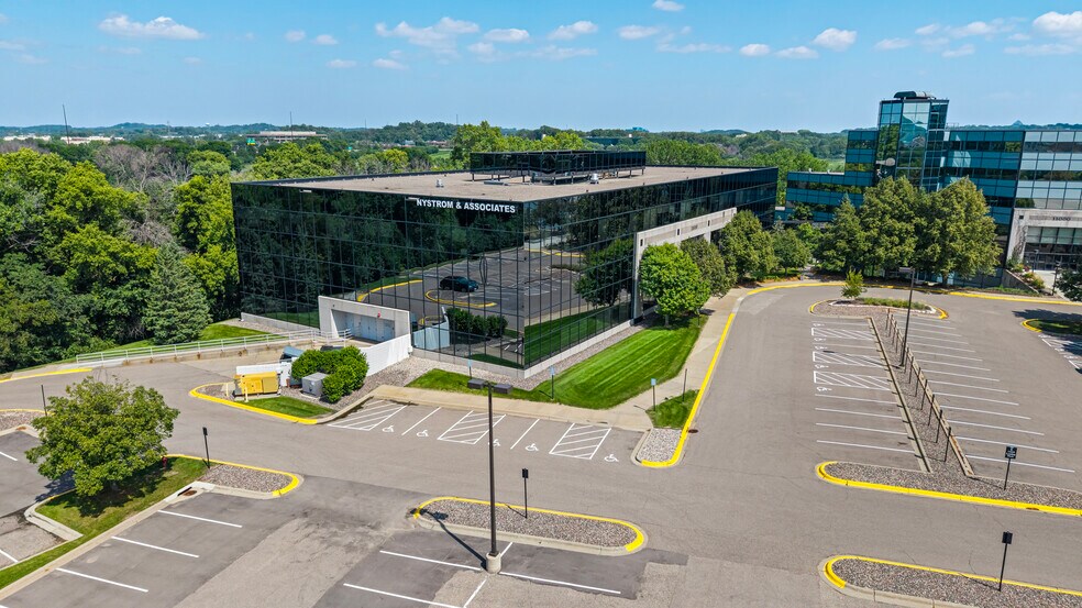 Primary Photo Of 11010 Prairie Lakes Dr, Eden Prairie Office For Lease