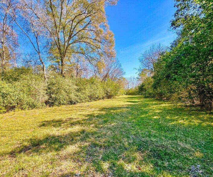 More Photos Of 107 Ac Veterans Memorial Pkwy, Huntsville Land For Sale