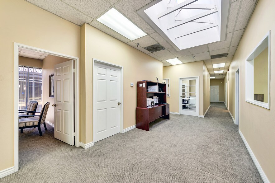 More Photos Of 99 N San Antonio Ave, Upland Office For Sale